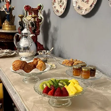 Donna Guia Bed & Breakfast Palermo