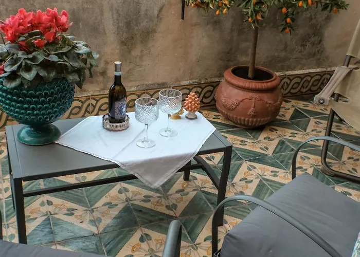 Bed & Breakfast Donna Guia 4*