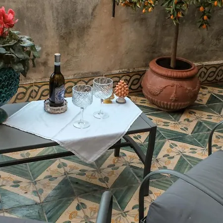 Bed and breakfast Donna Guia 4*